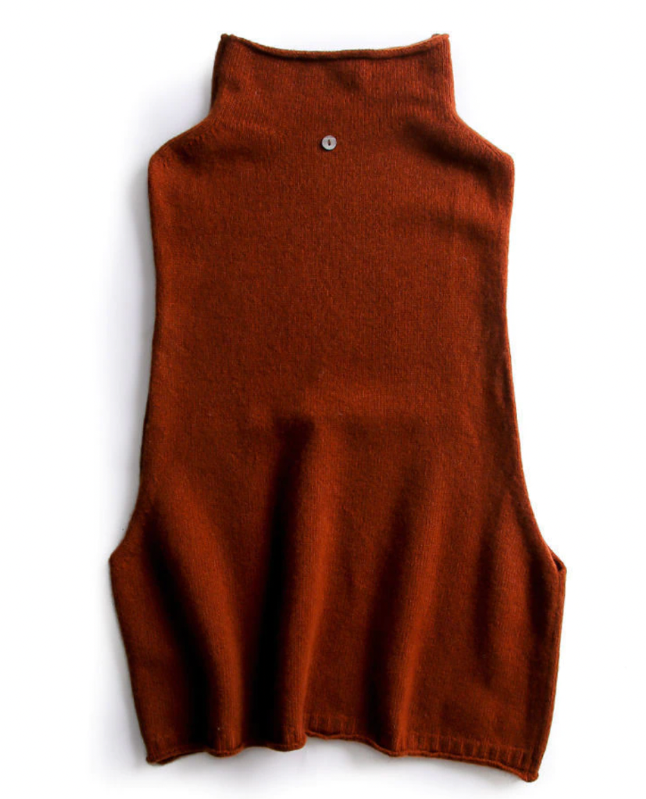 Turtleneck Vest | Klyo