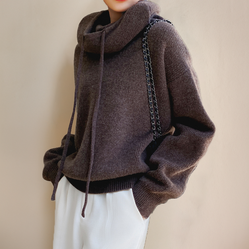 Sam Turtleneck Sweater | Klyo